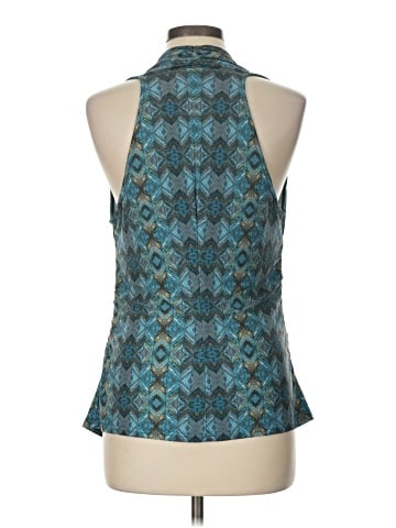 Viereck Sleeveless Blouse (view 2)