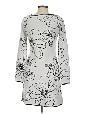 Tahari Casual Dress (view 2)