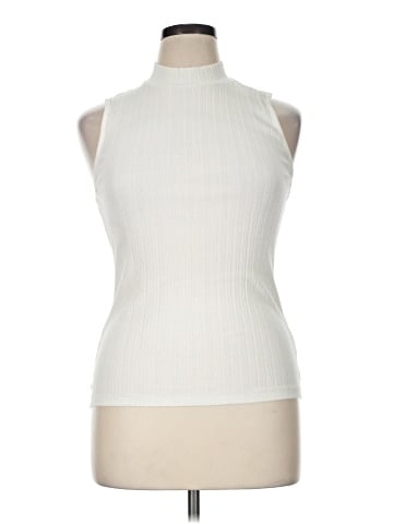 Vince. Sleeveless Top (view 1)