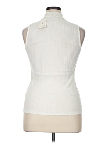 Vince. Sleeveless Top (view 2)
