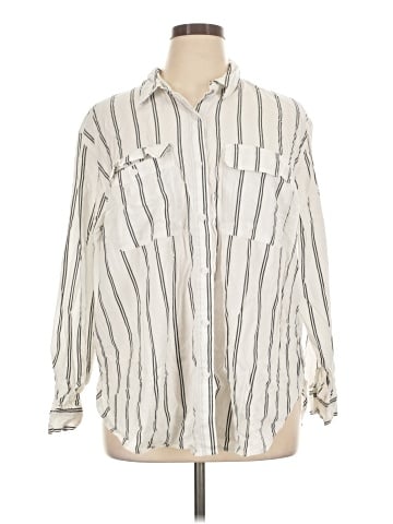 Ava & Viv 3/4 Sleeve Button-Down Shirt (view 1)