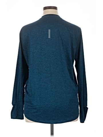 Nike Long Sleeve T-Shirt (view 2)