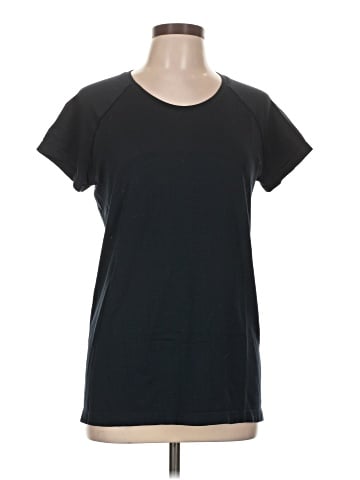 Lululemon Athletica Short Sleeve T-Shirt (view 1)