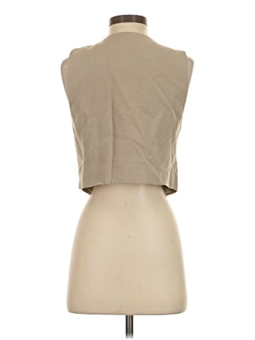 Zara Sleeveless Button-Down Shirt (view 2)