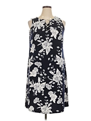 Roz & Ali Casual Dress (view 1)