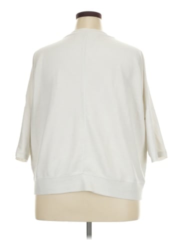 Cupio Pullover Sweater (view 2)