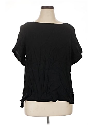 Universal Standard Short Sleeve Blouse (view 1)