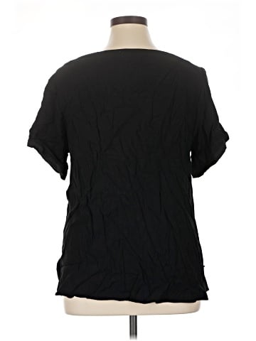 Universal Standard Short Sleeve Blouse (view 2)