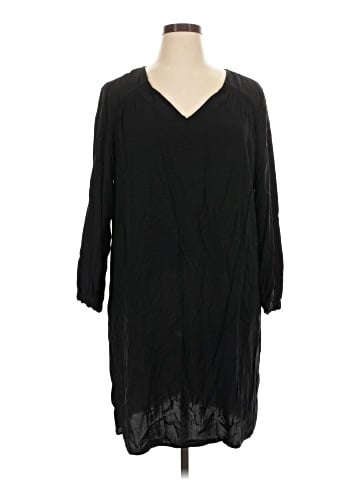 Old Navy Casual Dress (view 1)