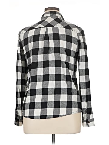 Maurices Long Sleeve Button-Down Shirt (view 2)