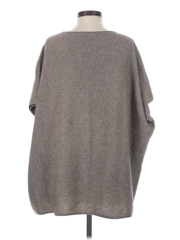 Vince. Poncho (view 2)