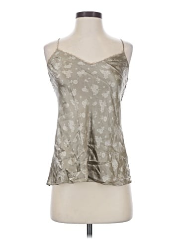 Vince. Sleeveless Top (view 1)