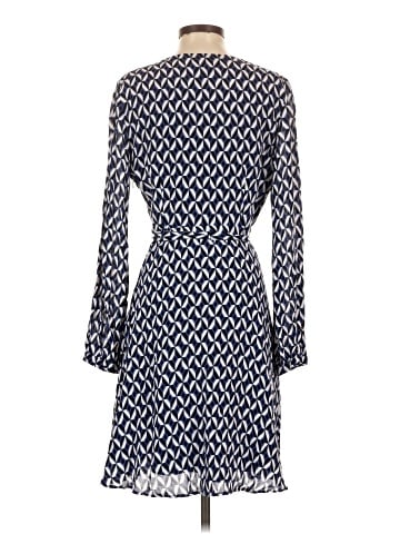Banana Republic Casual Dress (view 2)