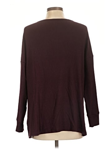 American Eagle Outfitters Pullover Sweater (view 2)