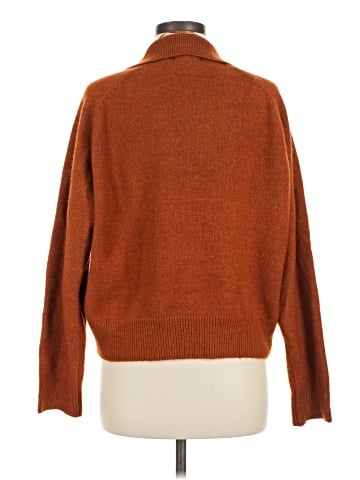 Crescent Pullover Sweater (view 2)