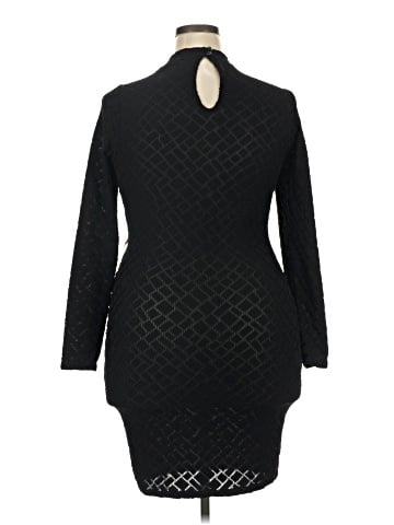 curvy sense Cocktail Dress (view 2)