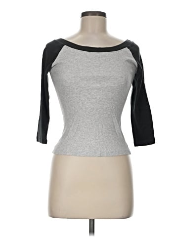Brandy Melville 3/4 Sleeve Top (view 1)