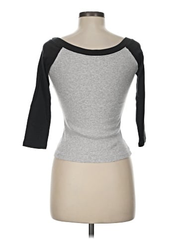 Brandy Melville 3/4 Sleeve Top (view 2)