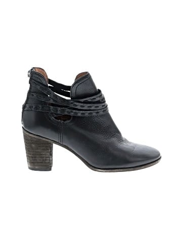 FRYE Ankle Boots (view 1)