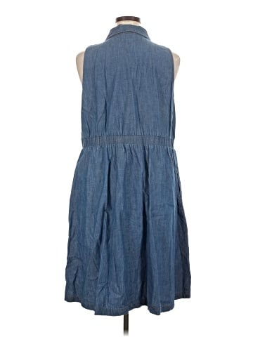 Ava & Viv Casual Dress (view 2)