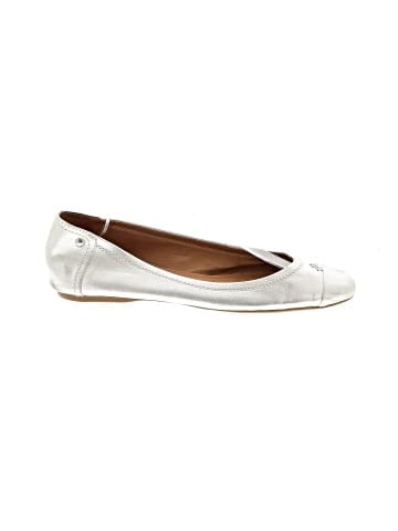 Coach Flats (view 1)