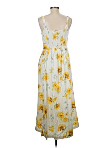 Old Navy Casual Dress (view 2)