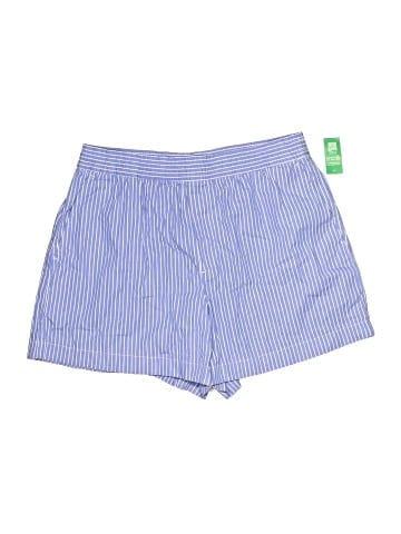 Gap Shorts (view 1)