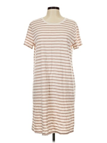Universal Thread Casual Dress (view 1)