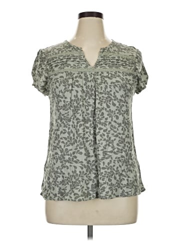 Market and Spruce Short Sleeve Blouse (view 1)