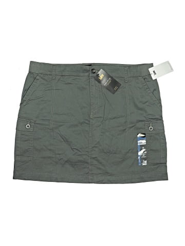 Lee Skort (view 1)