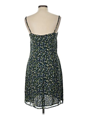 Harold's Casual Dress (view 2)