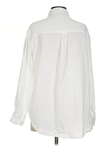 Gap Long Sleeve Button-Down Shirt (view 2)