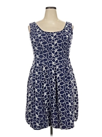 Monroe and Main Casual Dress (view 1)