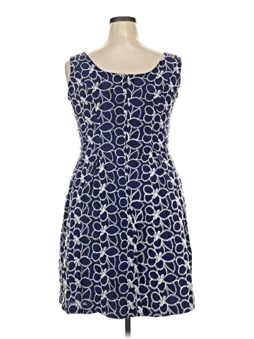 Monroe and Main Casual Dress (view 2)