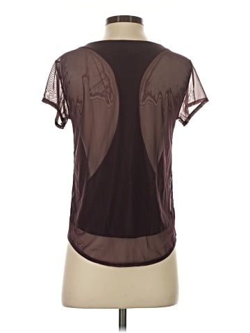 Lululemon Athletica Short Sleeve T-Shirt (view 2)