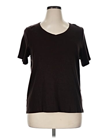 Croft & Barrow Short Sleeve T-Shirt (view 1)