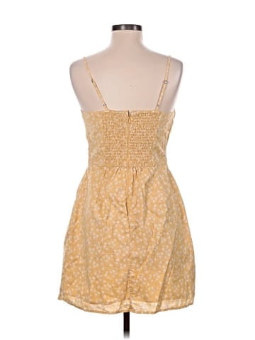 Abercrombie & Fitch Casual Dress (view 2)