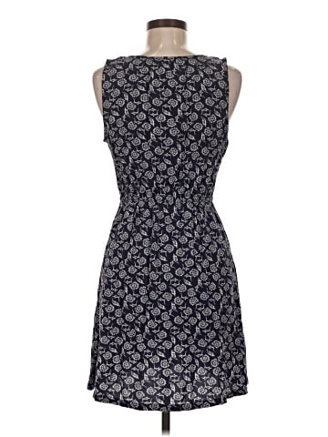 Old Navy Casual Dress (view 2)
