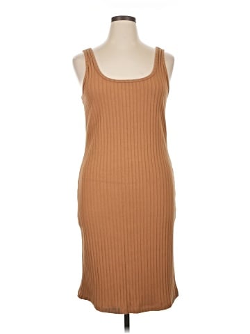 Old Navy Casual Dress (view 1)