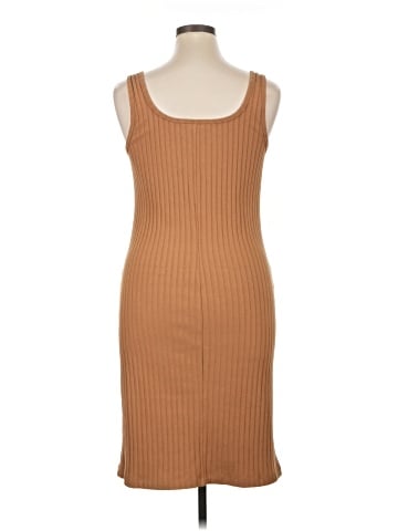 Old Navy Casual Dress (view 2)