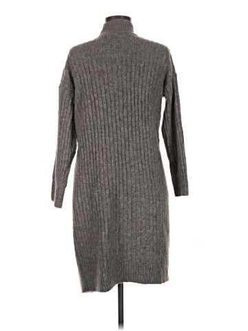 Old Navy Cardigan (view 2)