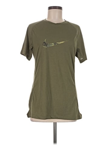 Nike Short Sleeve Top (view 1)