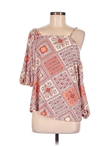 Naif 3/4 Sleeve Blouse (view 1)