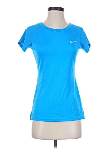 Nike Active T-Shirt (view 1)