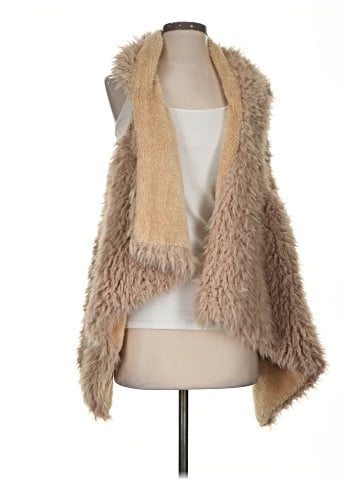En Creme Faux Fur Vest (view 1)