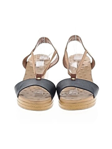 Malu Wedges (view 2)