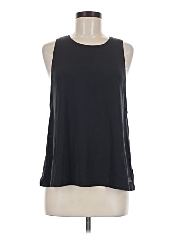 Gap Fit Sleeveless T-Shirt (view 1)