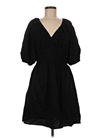 Old Navy Casual Dress (view 1)