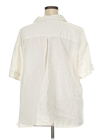 Liz & Me Short Sleeve Button-Down Shirt (view 2)