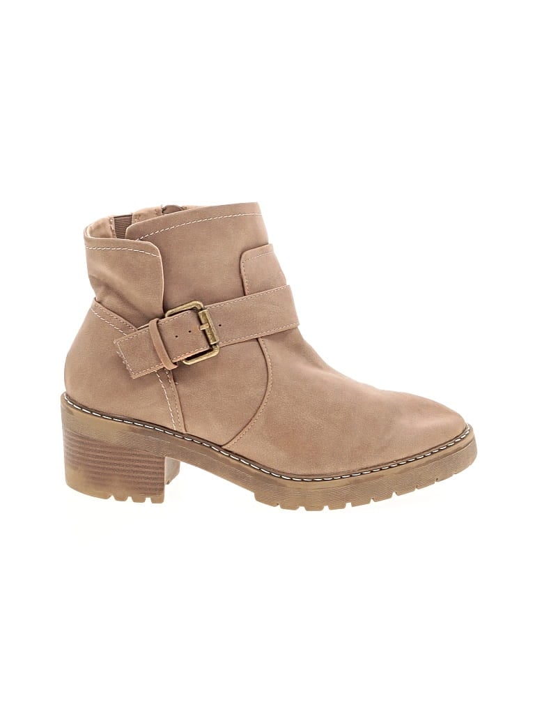 Pre-owned Torrid Ankle Boots In Tan